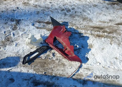 2015 Ford Focus Se z USA, uszkodzony, nr VIN 1FADP3F28FL318291